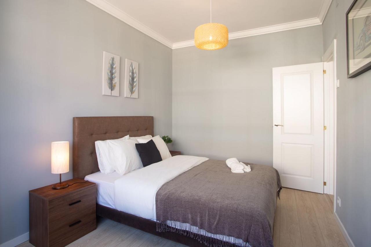 Golden Beach Apartment Cascais Bagian luar foto