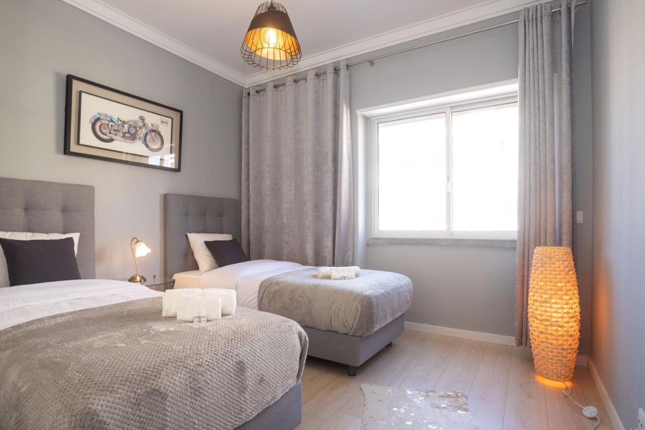 Golden Beach Apartment Cascais Bagian luar foto